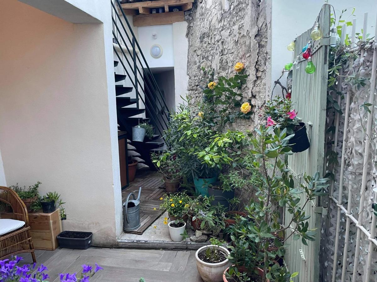 Appartement Au Centre De La Venise Provencale LʼIsle-sur-la-Sorgue Eksteriør billede