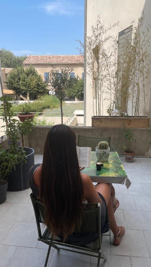 Appartement Au Centre De La Venise Provencale LʼIsle-sur-la-Sorgue Eksteriør billede